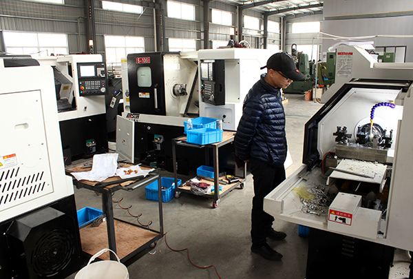 Precision lathe